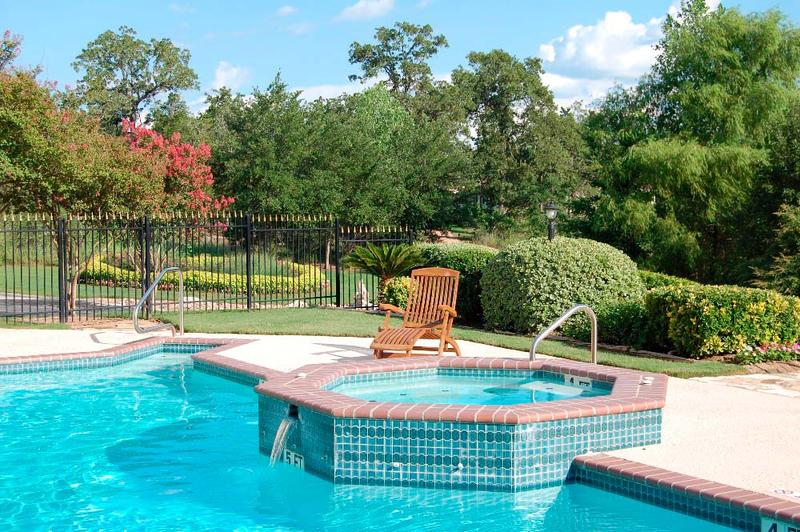 The pool and spa offer space to socialize, exercise, and relax during your stay at the Optimum Health Institute Austin.